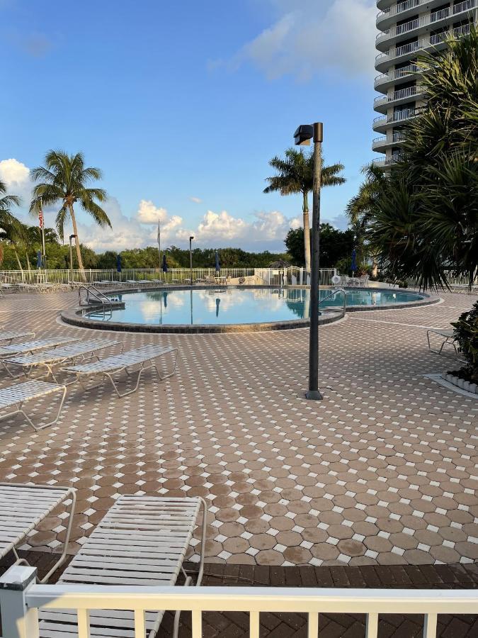 Beach Front Condo In Paradise Marco Island Exterior foto